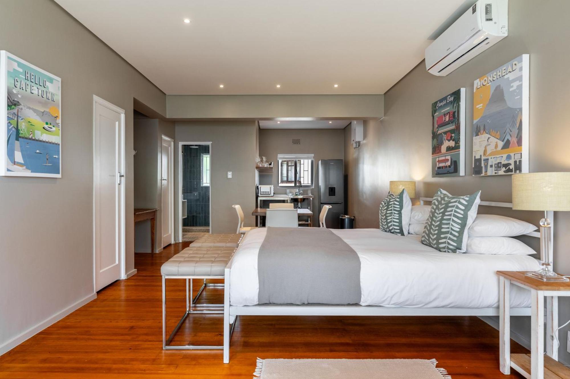 Apartment Village - Camps Bay
